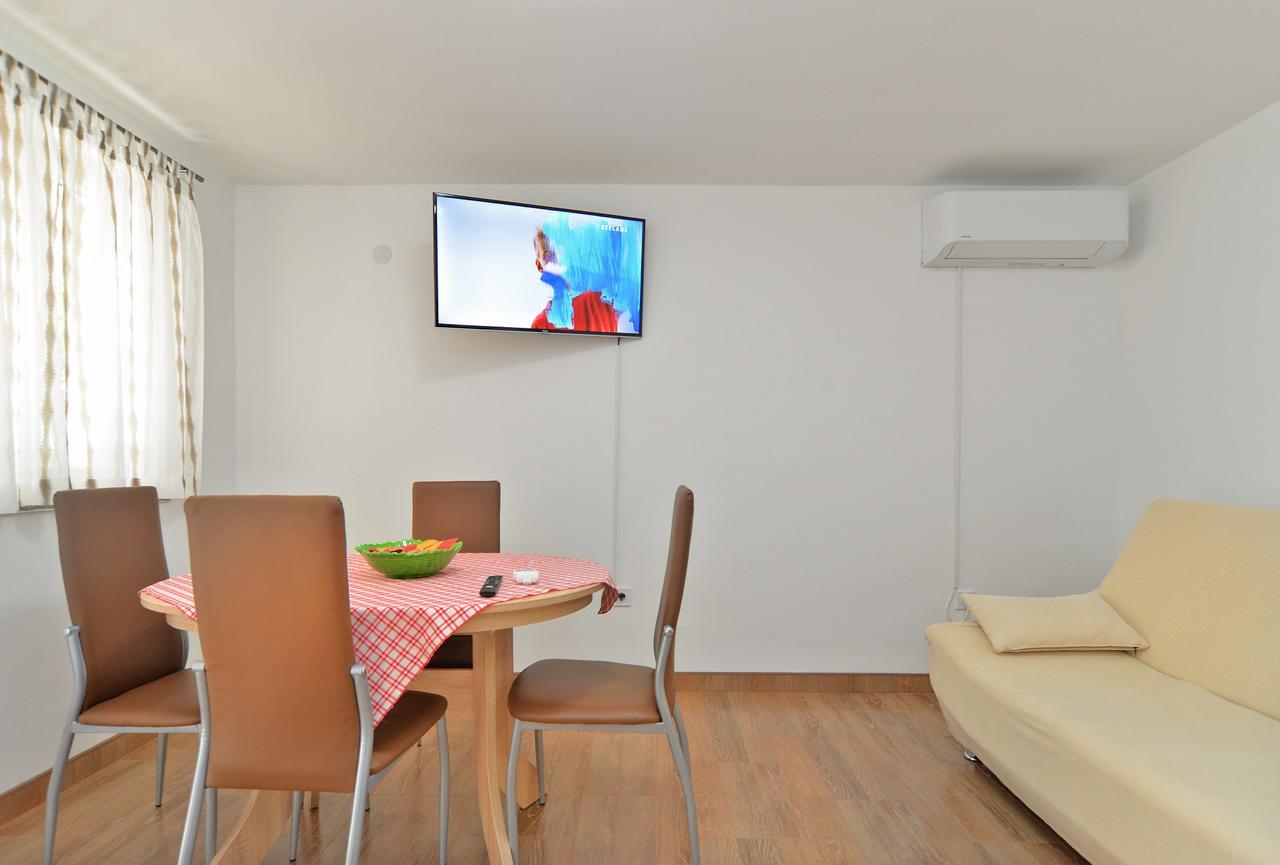 Apartments Josip 1713 Fažana Kültér fotó